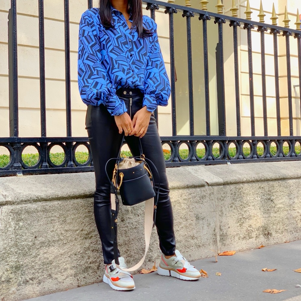 Used no damaged Chloe silk blouse geometric print
